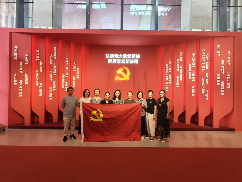 合影2.jpg